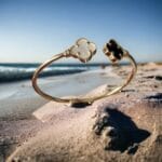 Siyah Vs Beyaz Kelepçe - Görsel 2