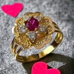 Kırmızı Taşlı Gül Yüzük