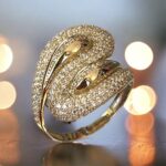 Taşlı Sekiz Yüzük